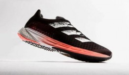 阿迪跑鞋爆料视频大全集,揭秘运动鞋界的明星产品